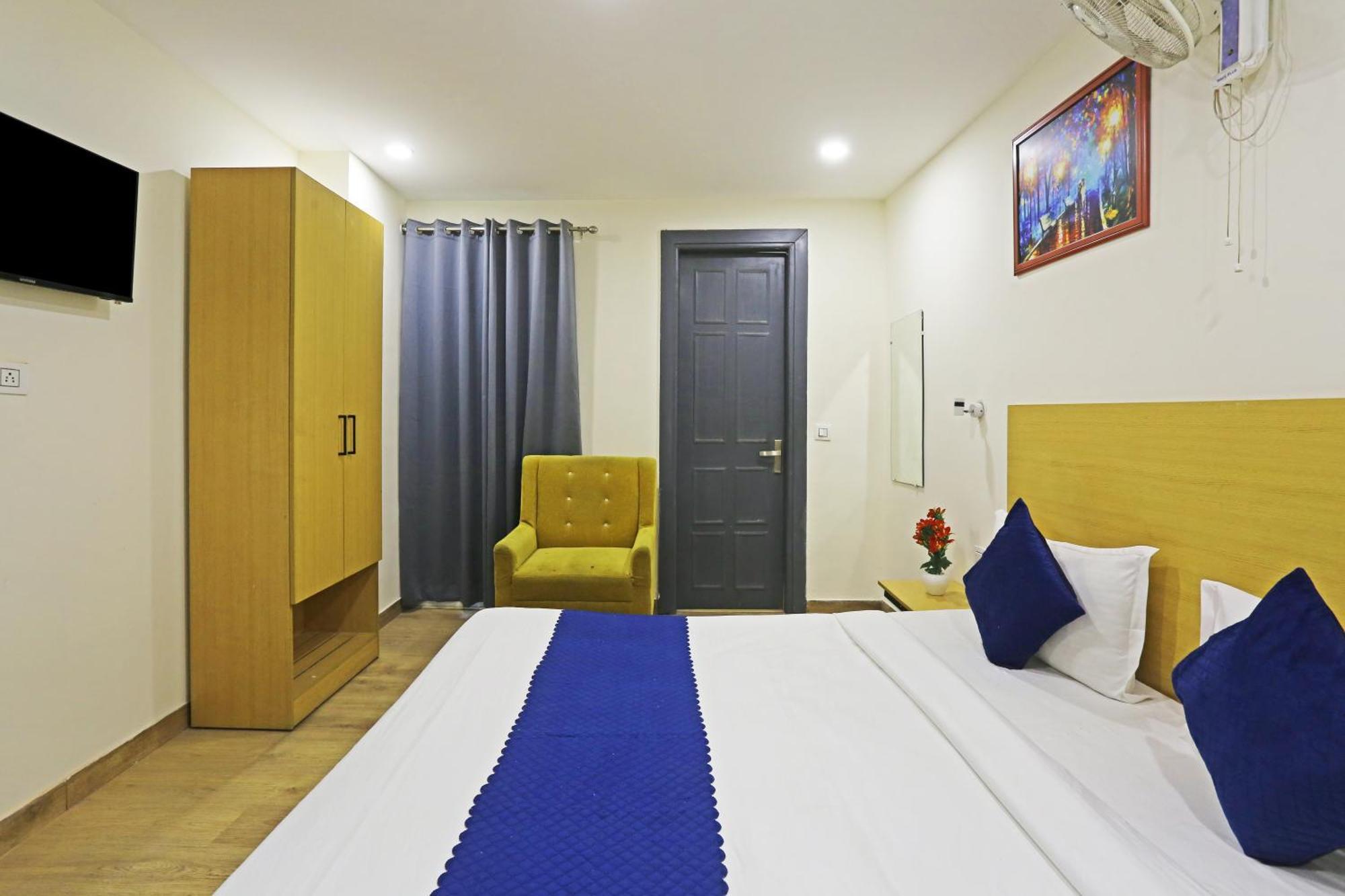 Hotel Twamev Residency Uttam Nagar Couple Friendly Delhi  Ngoại thất bức ảnh