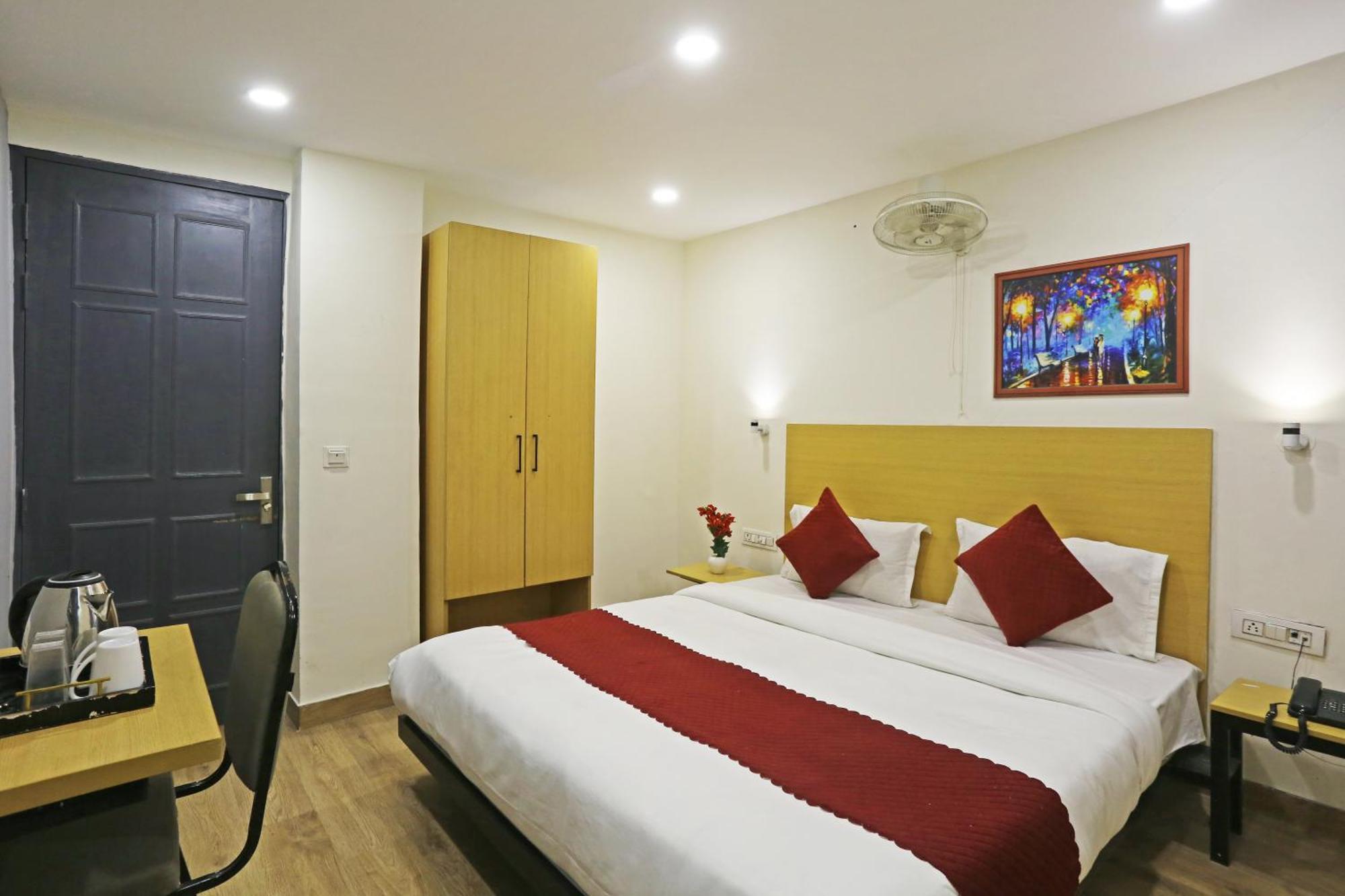 Hotel Twamev Residency Uttam Nagar Couple Friendly Delhi  Ngoại thất bức ảnh
