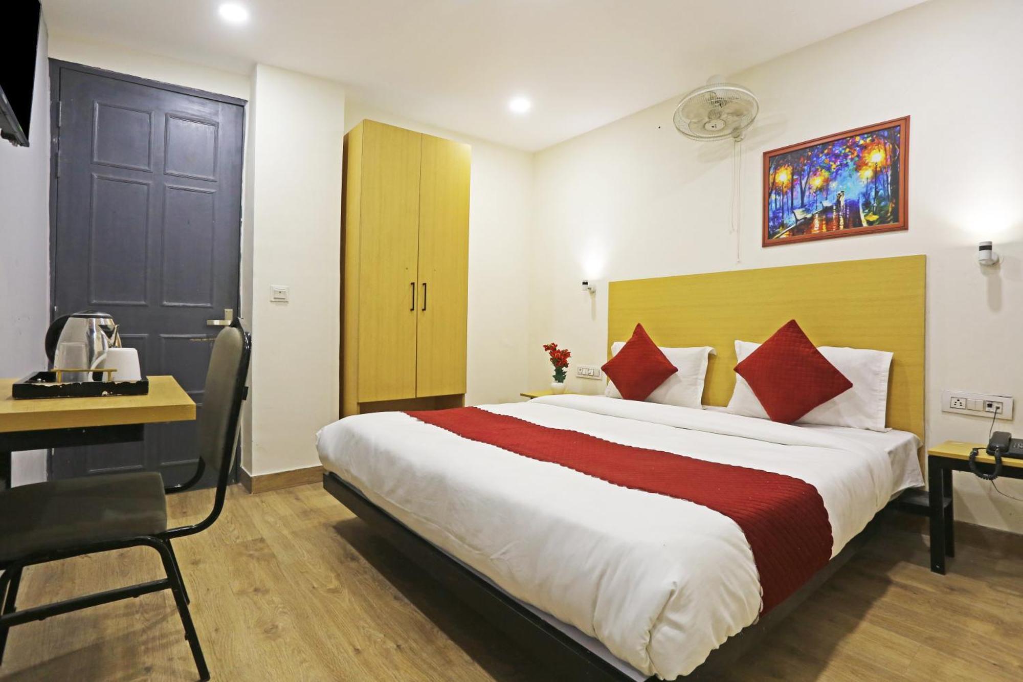 Hotel Twamev Residency Uttam Nagar Couple Friendly Delhi  Ngoại thất bức ảnh