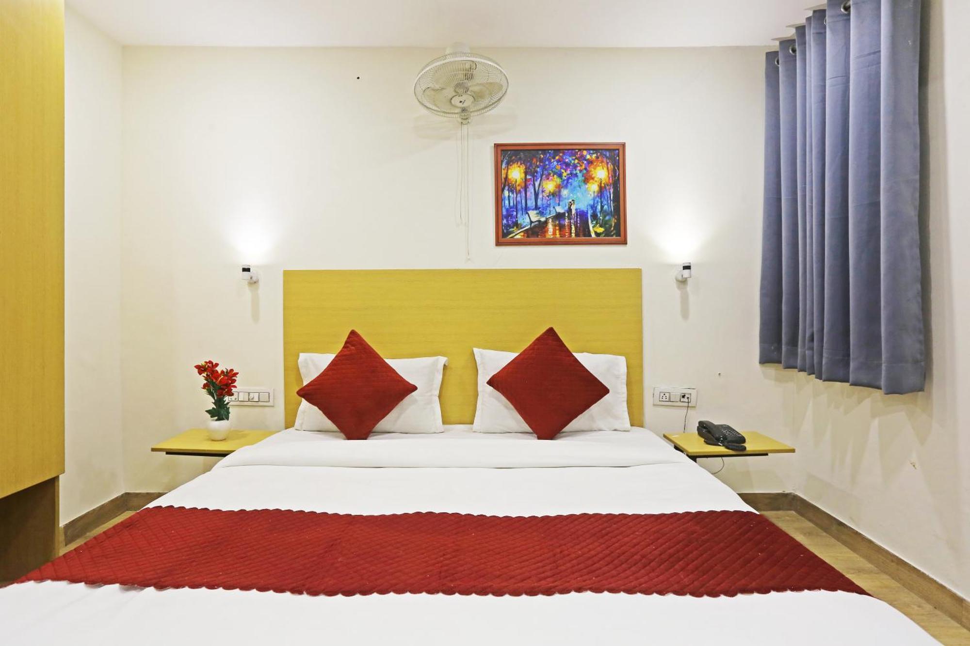 Hotel Twamev Residency Uttam Nagar Couple Friendly Delhi  Ngoại thất bức ảnh