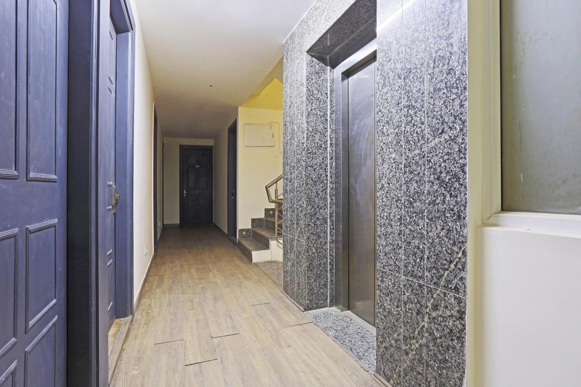 Hotel Twamev Residency Uttam Nagar Couple Friendly Delhi  Ngoại thất bức ảnh
