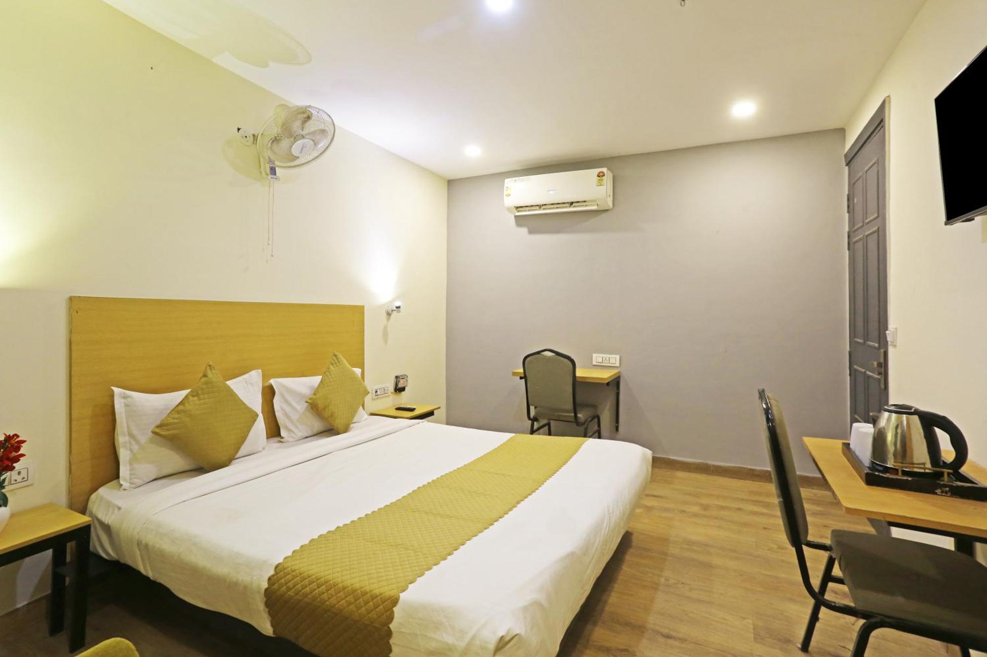 Hotel Twamev Residency Uttam Nagar Couple Friendly Delhi  Ngoại thất bức ảnh