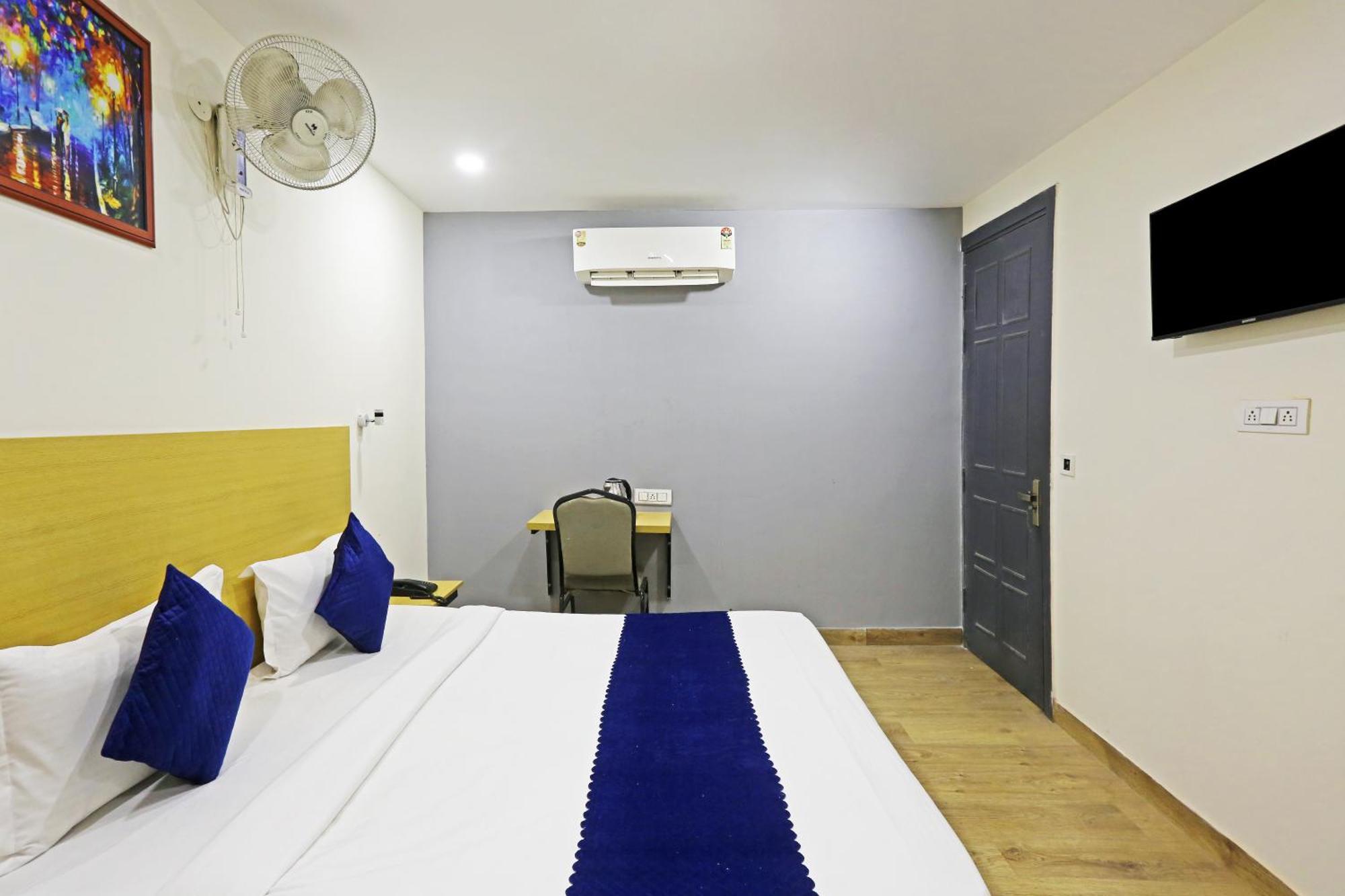 Hotel Twamev Residency Uttam Nagar Couple Friendly Delhi  Ngoại thất bức ảnh