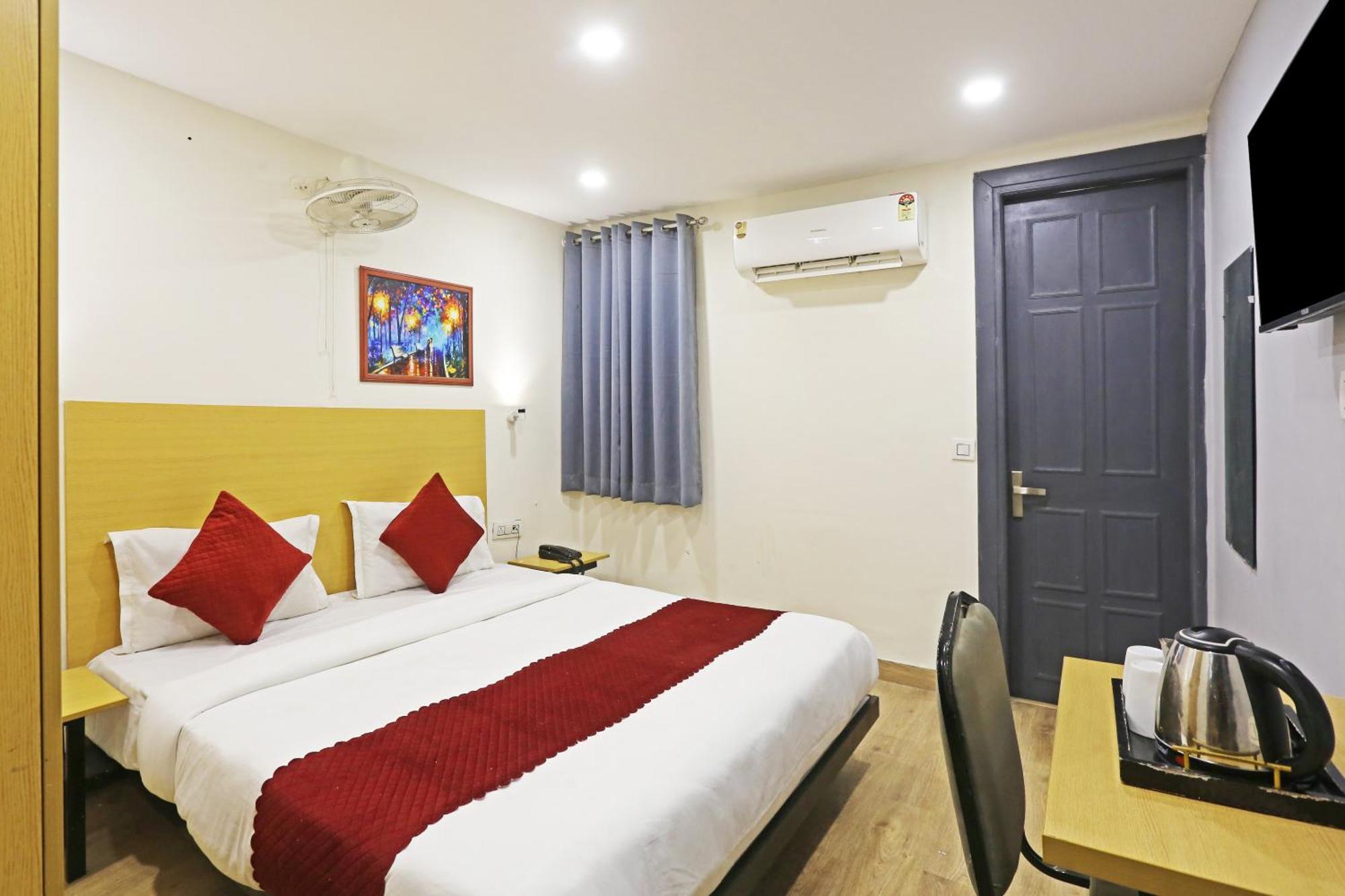 Hotel Twamev Residency Uttam Nagar Couple Friendly Delhi  Ngoại thất bức ảnh