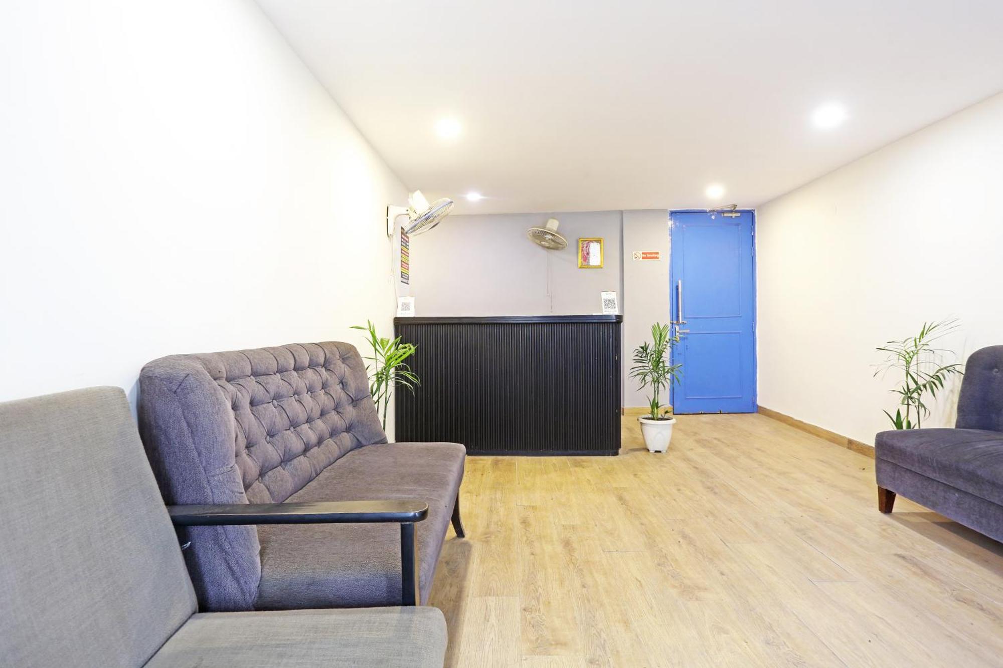 Hotel Twamev Residency Uttam Nagar Couple Friendly Delhi  Ngoại thất bức ảnh